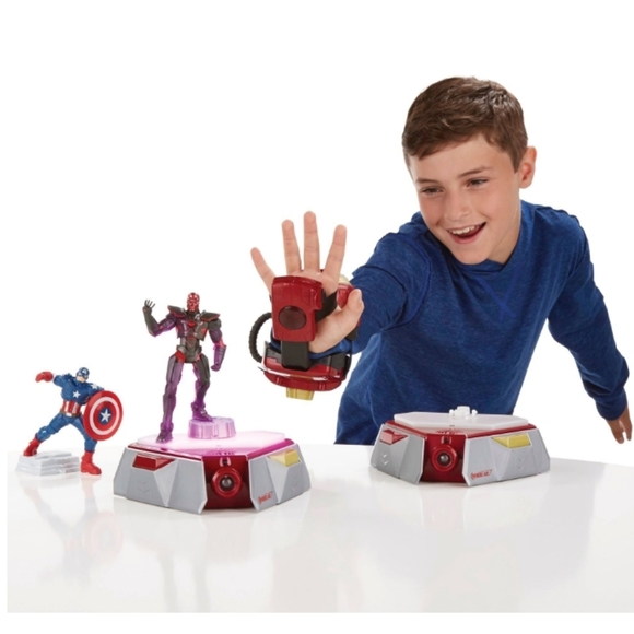 PLAYMATION - Picture 3 of 6